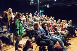 Publikum bei der Vorstellung von "Der Märchenwald schlägt zurück"